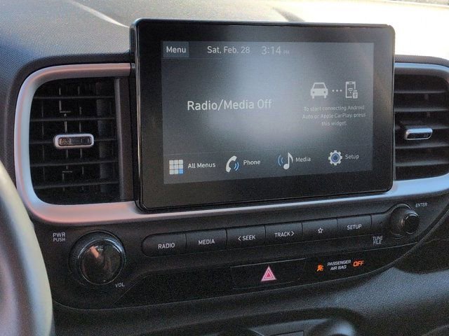 Certified 2023 Hyundai Venue SEL image 25