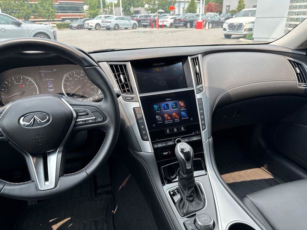 Used 2020 INFINITI Q50 Luxe w/ Cargo Package AWD/4WD image 32