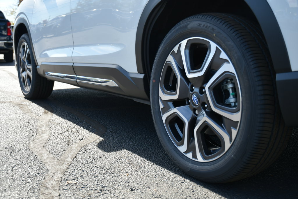 New 2027 Subaru Ascent Touring AWD/4WD image 9