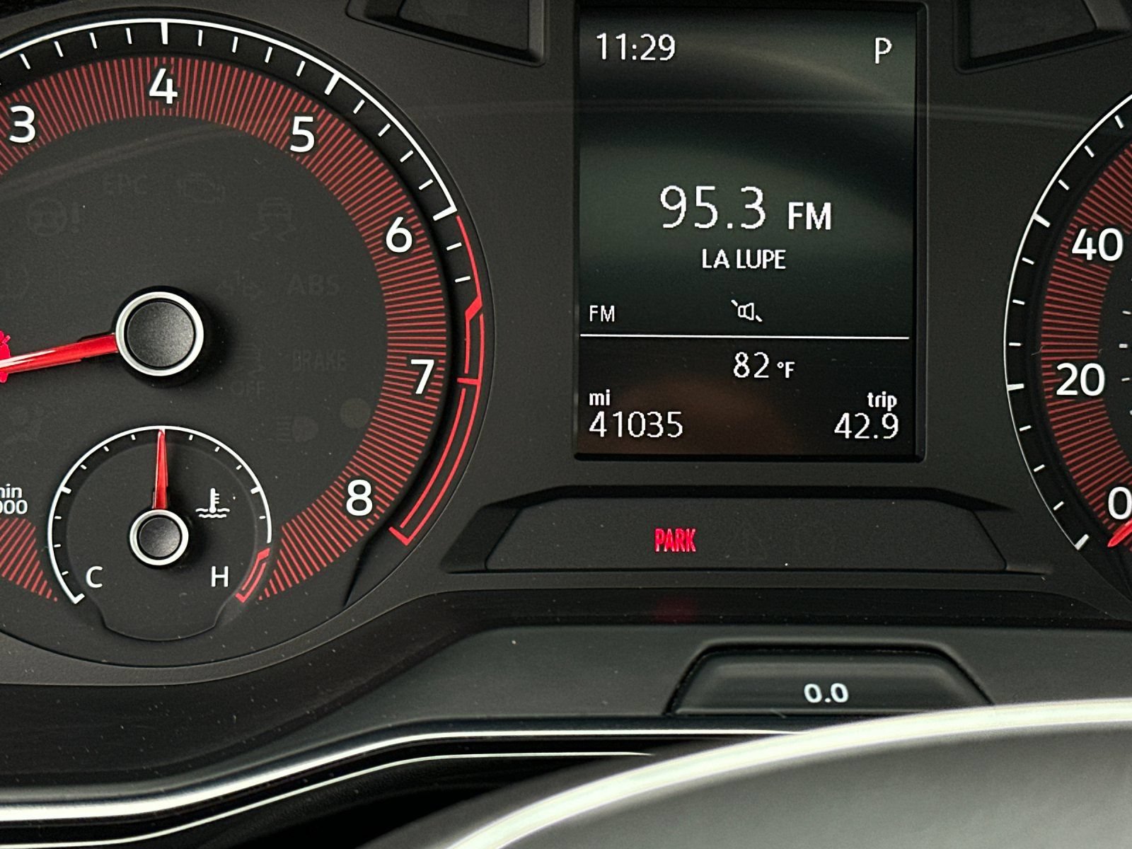 Used 2019 Volkswagen Jetta SE FWD image 24