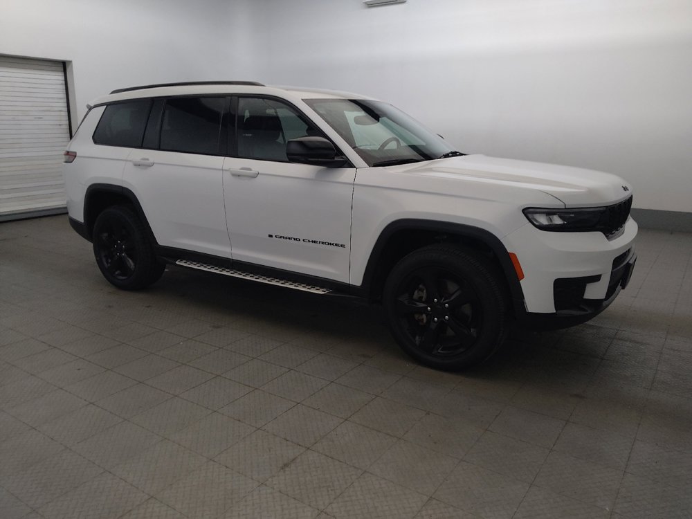 Used 2023 Jeep Grand Cherokee L Laredo AWD/4WD image 11