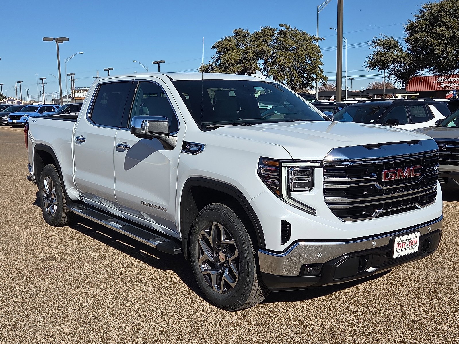 New 2026 GMC Sierra 1500 SLT image 5
