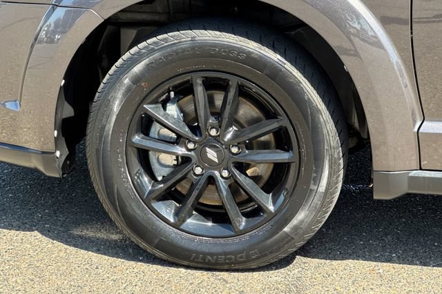 Used 2019 Dodge Journey SE w/ Blacktop Package FWD image 45