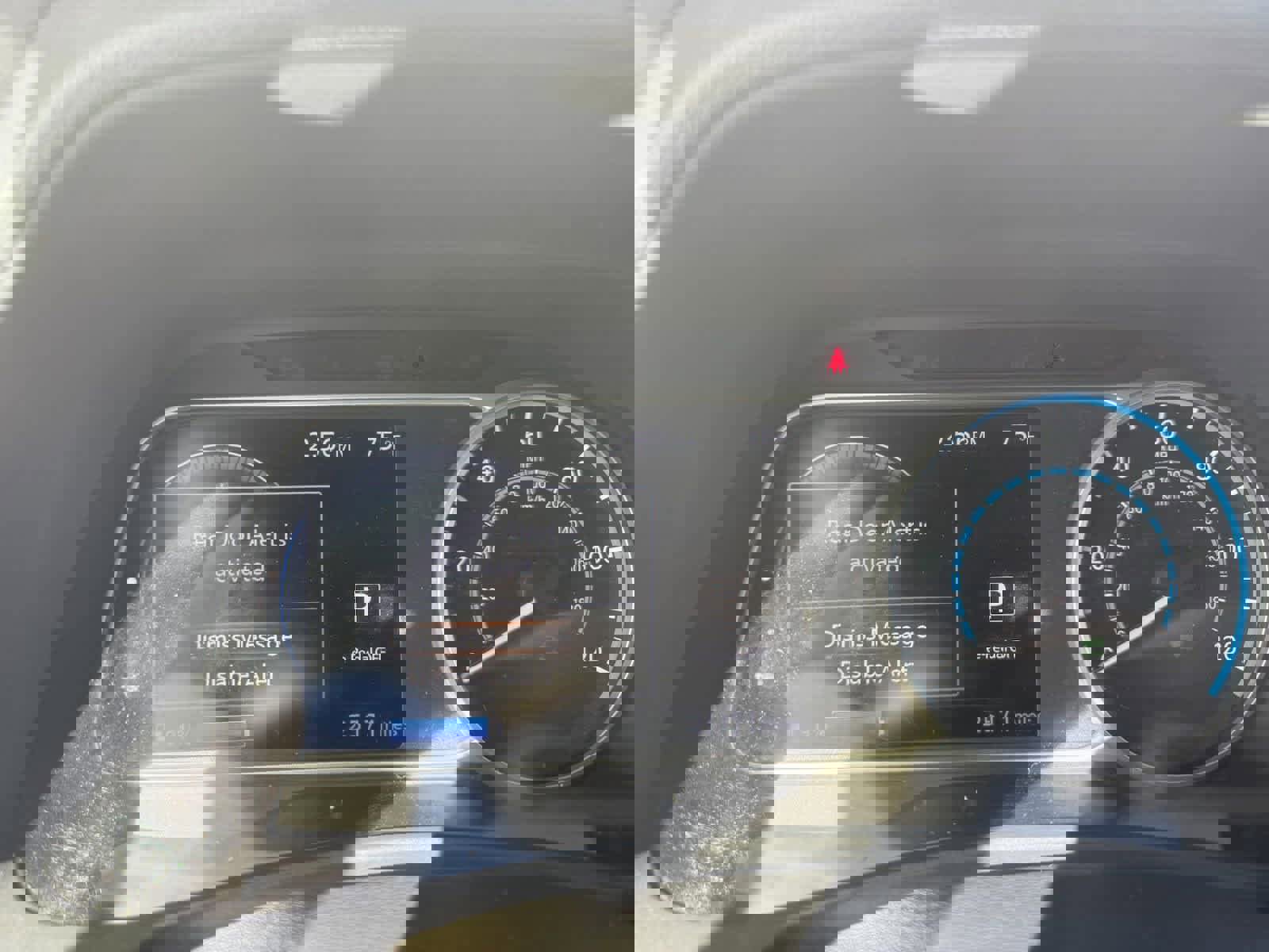 Certified 2020 Nissan Leaf SV image 6