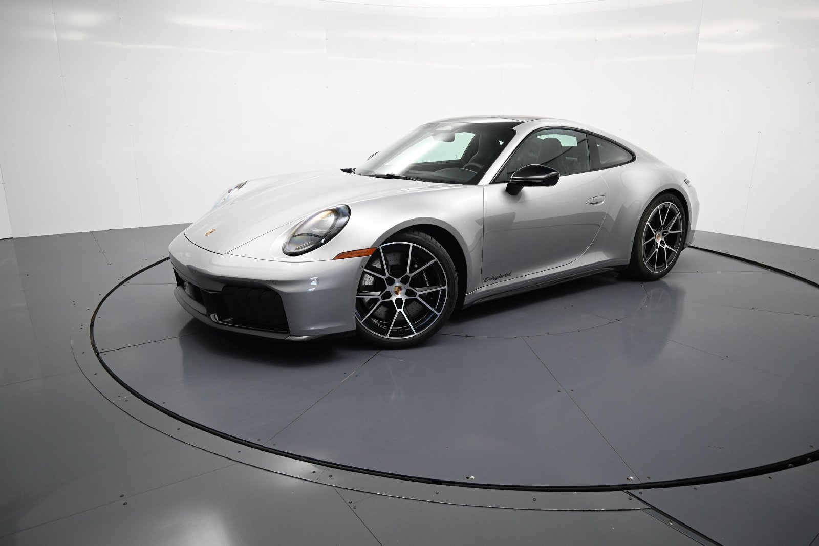 New 2027 Porsche 911 Carrera 4 GTS