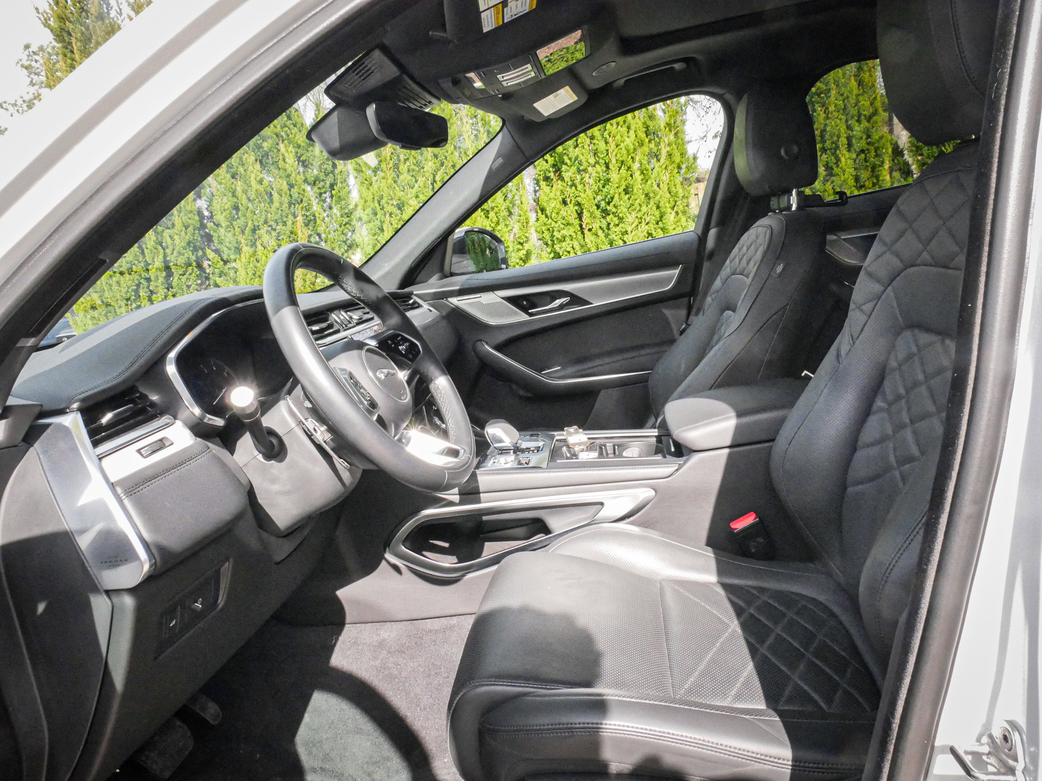 Used 2023 Jaguar F-PACE S image 7