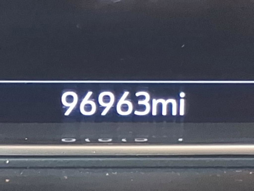 Used 2021 GMC Yukon XL Denali w/ Denali Ultimate Package image 30