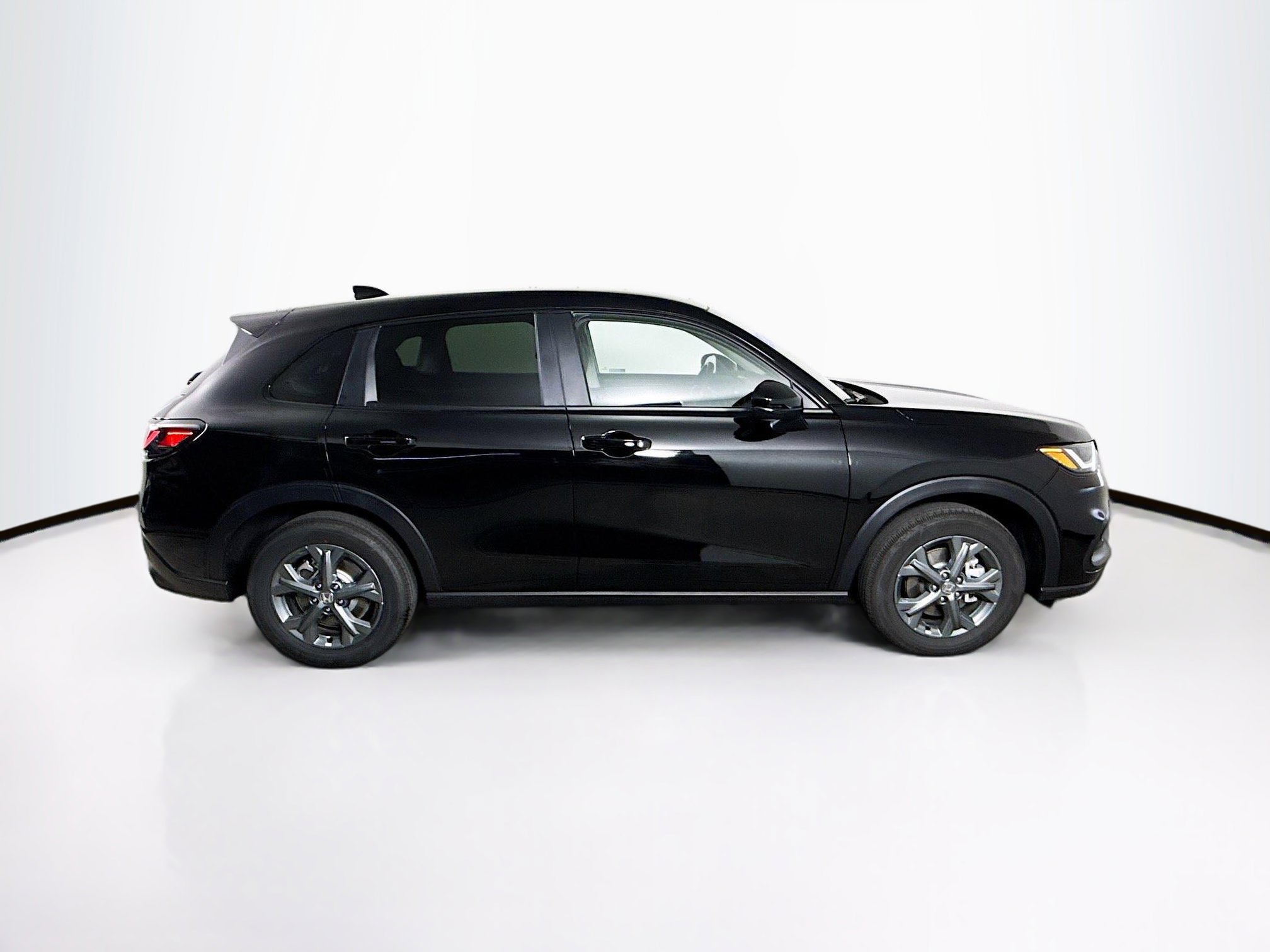 Certified 2026 Honda HR-V LX image 2