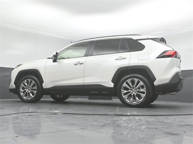 Used 2021 Toyota RAV4 Limited image 42