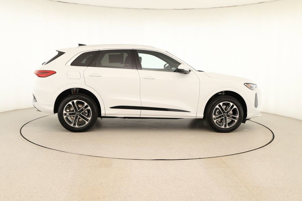 New 2025 Audi Q5 Premium image 8