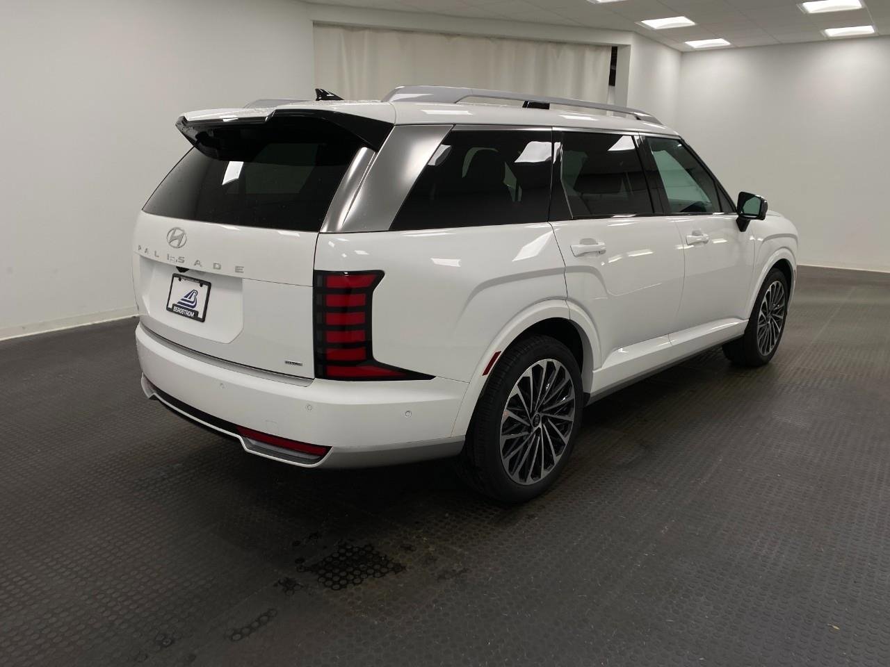 New 2026 Hyundai Palisade Calligraphy image 3