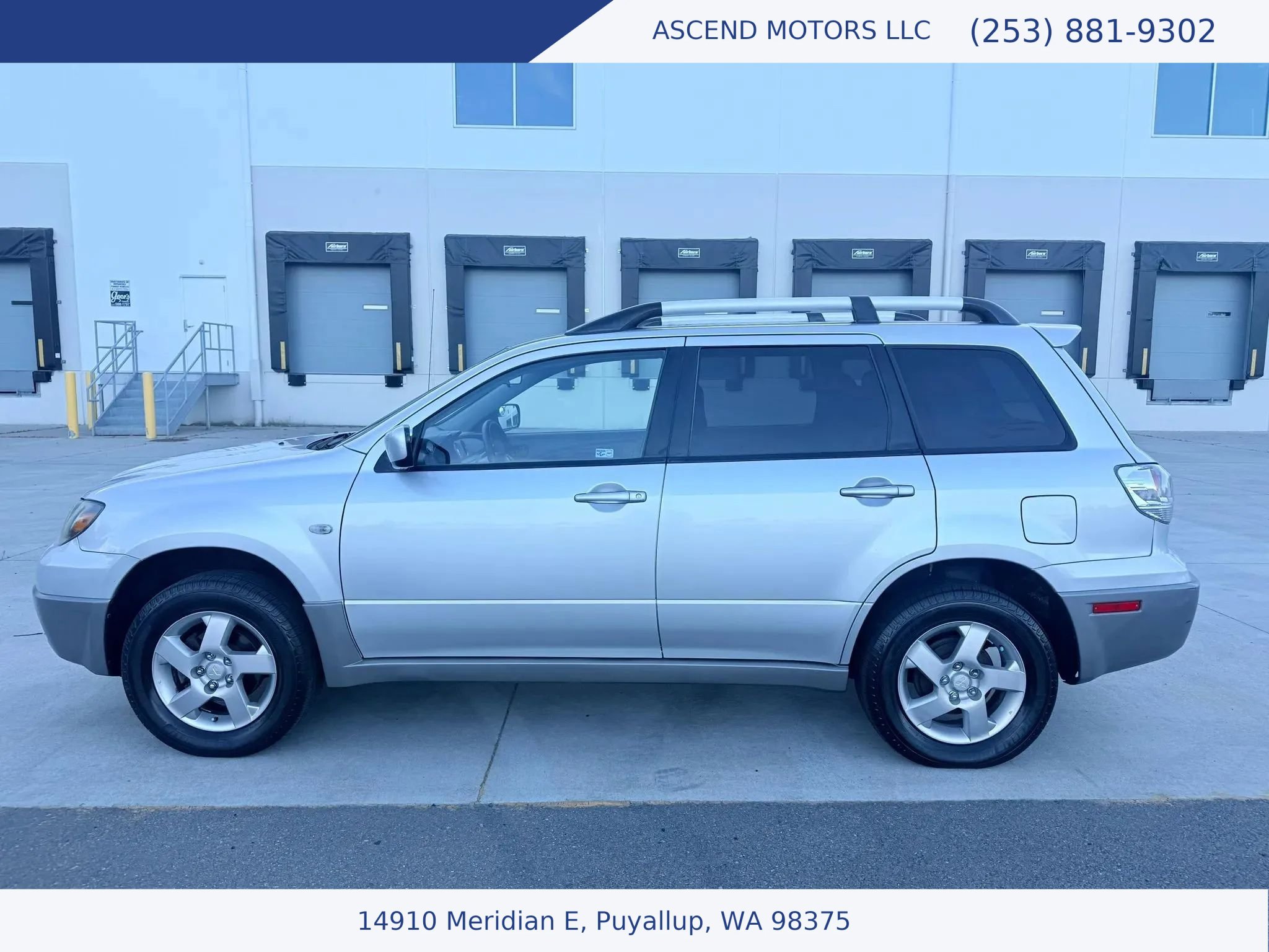Used 2003 Mitsubishi Outlander XLS AWD/4WD image 2