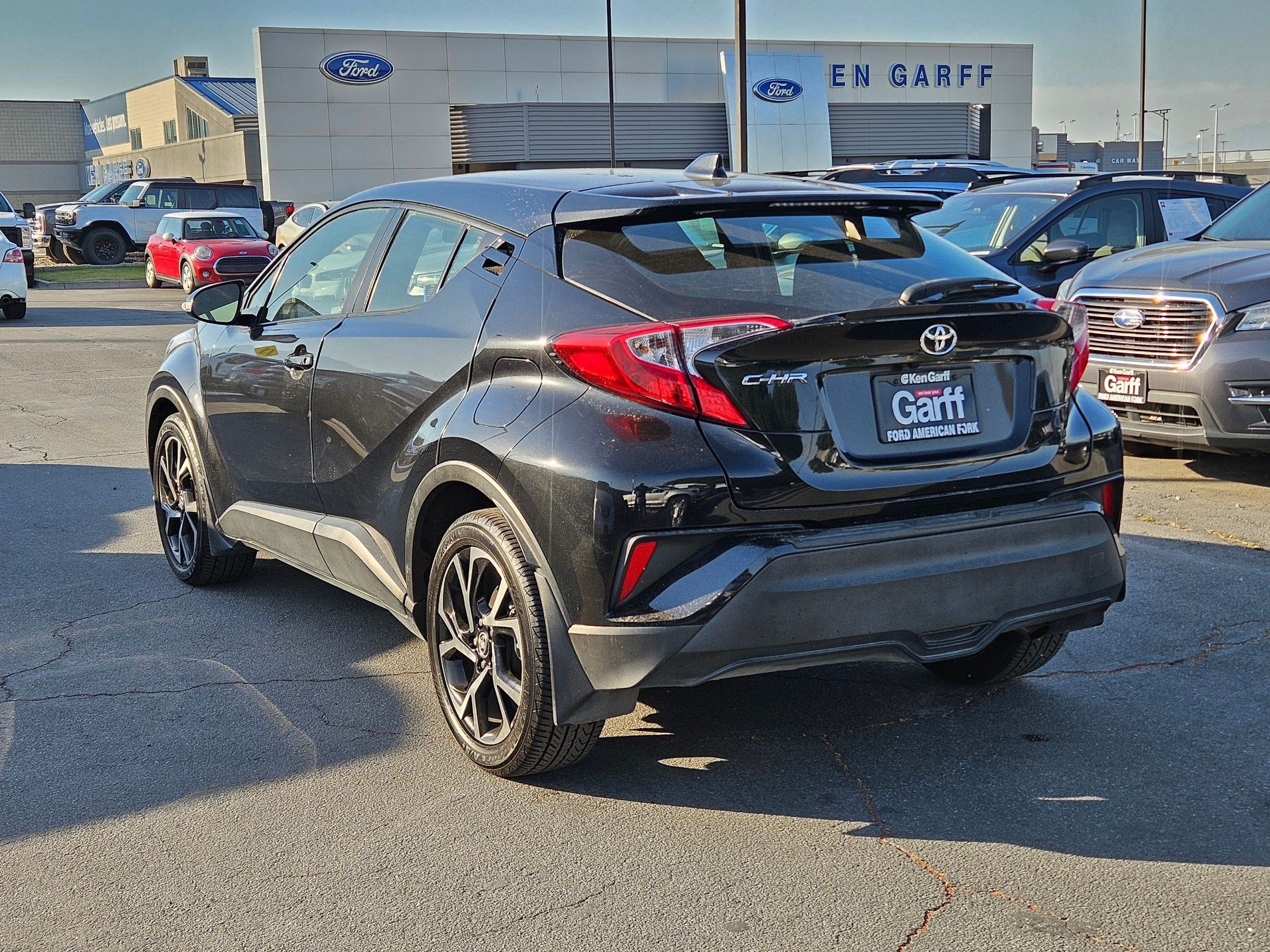 Used 2020 Toyota C-HR XLE FWD image 9