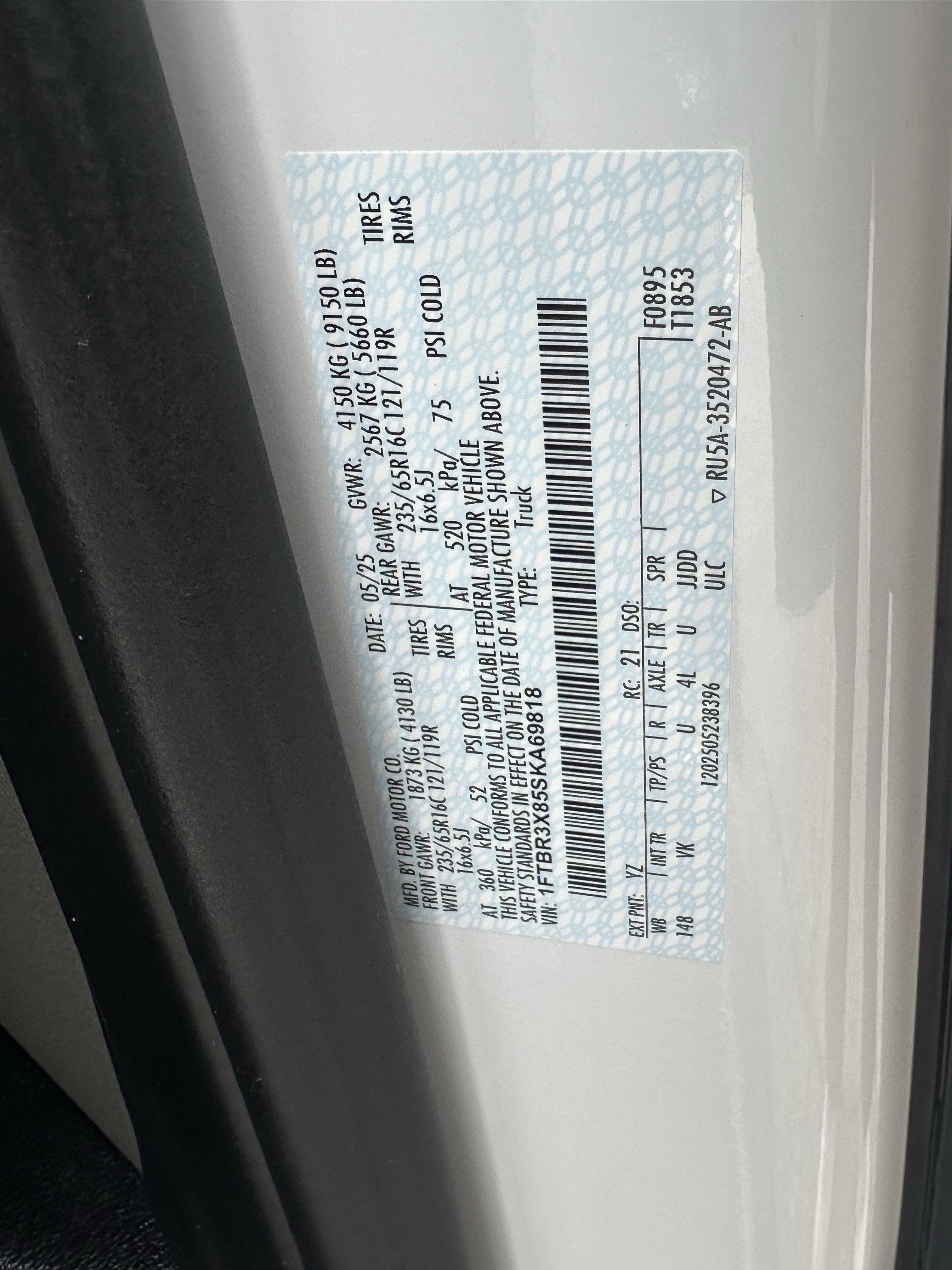 Used 2025 Ford Transit 250 148 High Roof Extended w/ Load Area Protection Package image 31