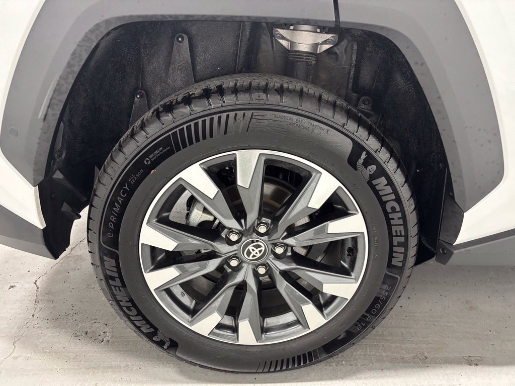 Used 2026 Toyota RAV4 Limited AWD/4WD image 61
