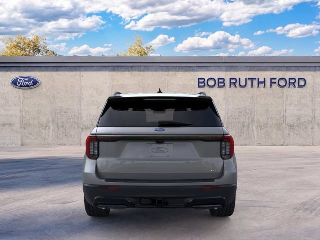 New 2026 Ford Explorer ST-Line w/ ST-Line Street Pack AWD/4WD image 6