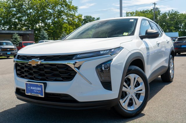 Used 2024 Chevrolet Trax LS
