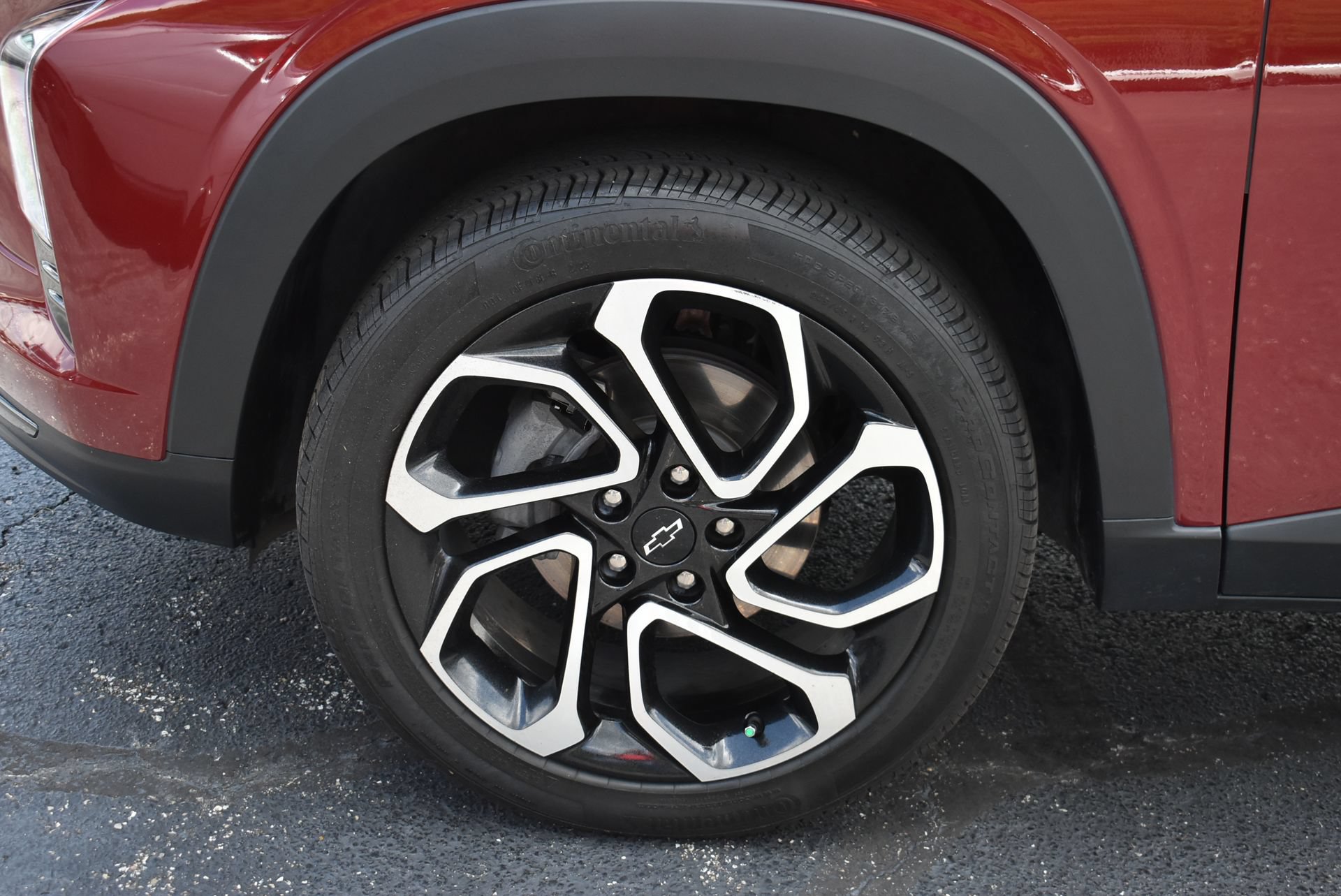 Used 2024 Chevrolet Trax RS w/ Driver Confidence Package FWD image 11