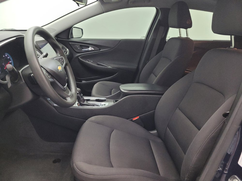 Used 2022 Chevrolet Malibu LT FWD image 17