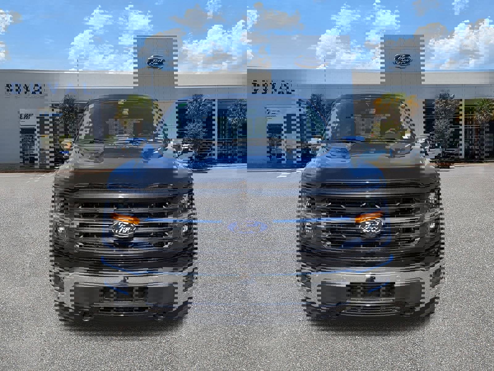 New 2025 Ford F150 XLT w/ Equipment Group 303A High image 55