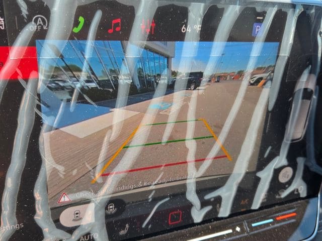 New 2026 Volkswagen Tiguan SE R-Line FWD image 21