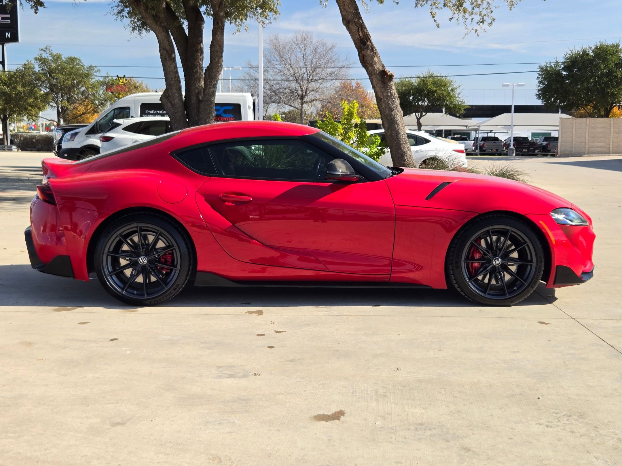 Used 2023 Toyota Supra Premium image 2