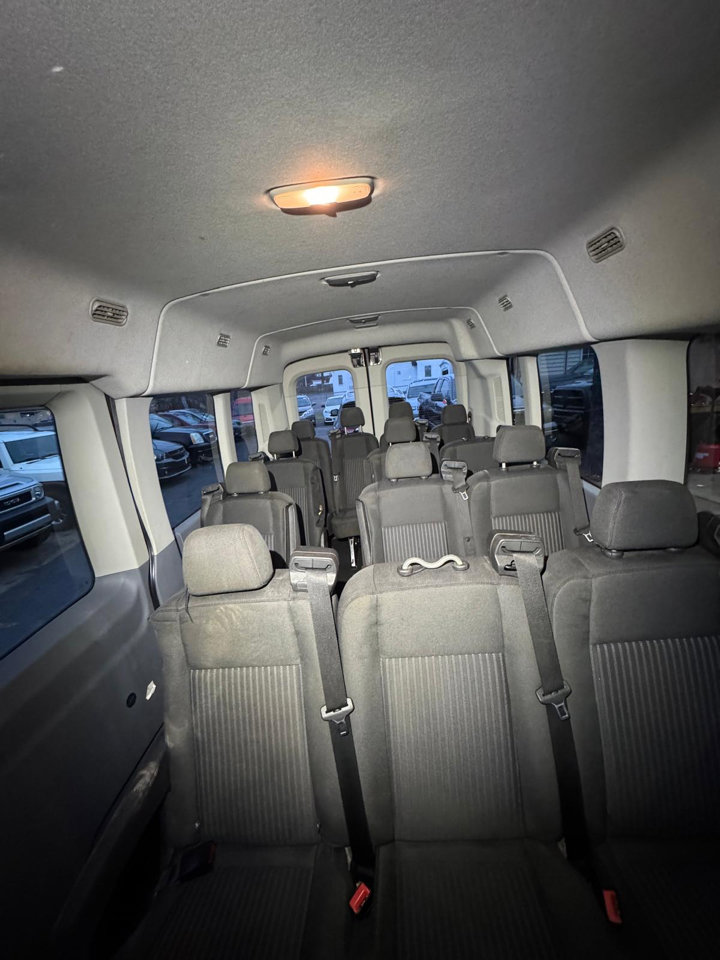 Used 2017 Ford Transit 350 XLT image 17