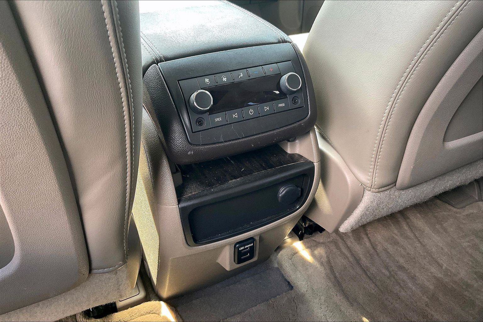 Used 2016 GMC Acadia Denali FWD image 35