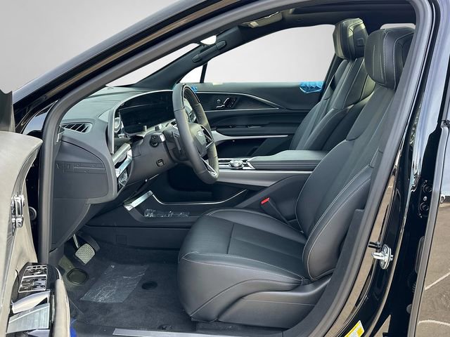 Used 2025 Cadillac Lyriq Luxury w/ LPO, Floor Liner Package image 10