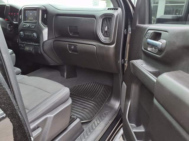 Used 2024 Chevrolet Silverado 2500 Custom AWD/4WD image 29