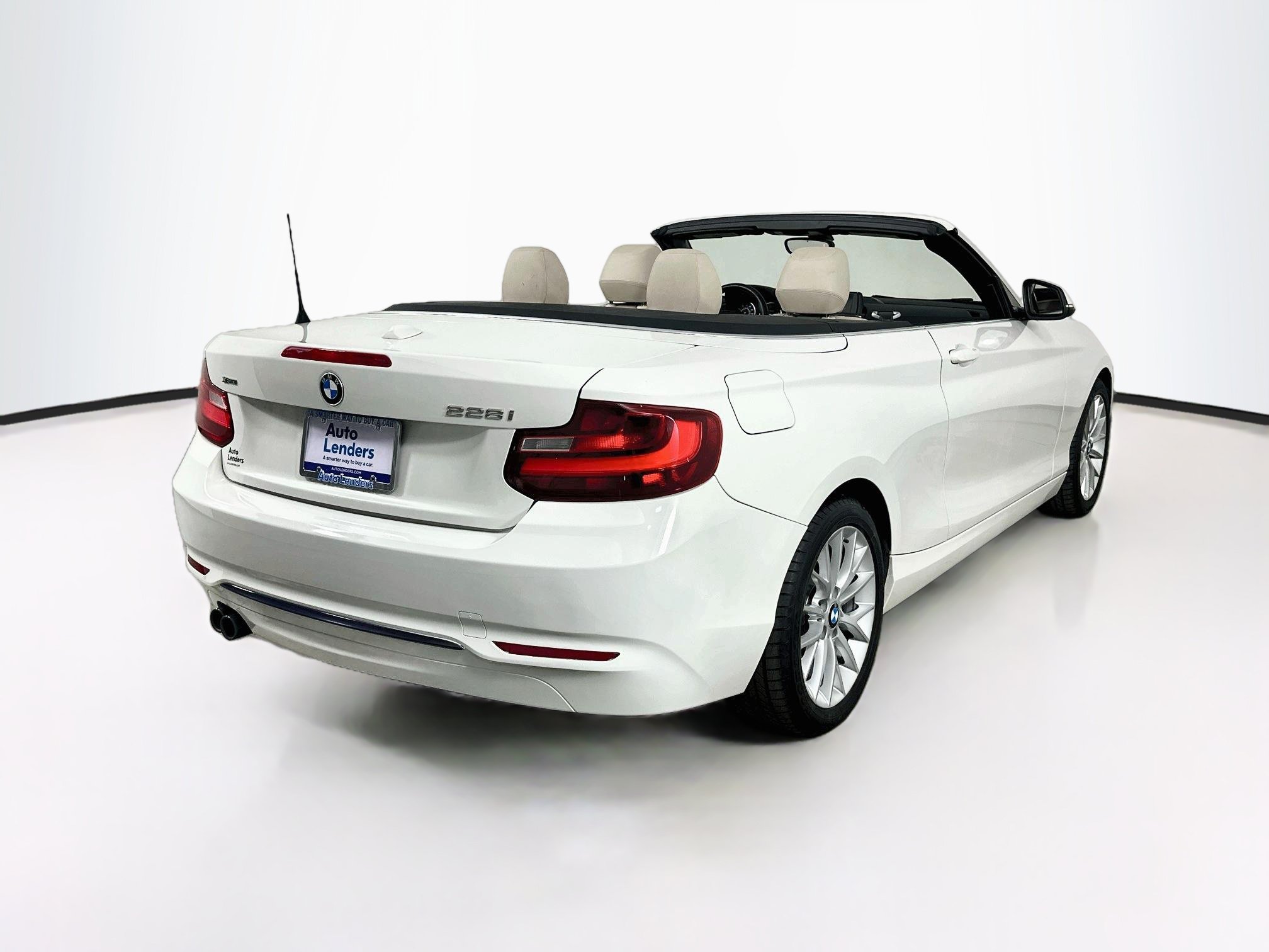 Used 2016 BMW 228i xDrive Convertible AWD/4WD image 5