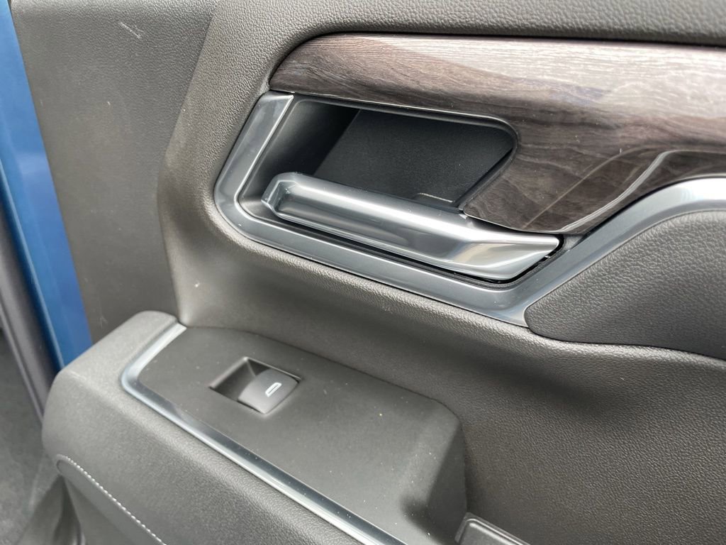 New 2026 Chevrolet Silverado 2500 LTZ w/ LTZ Premium Package image 44