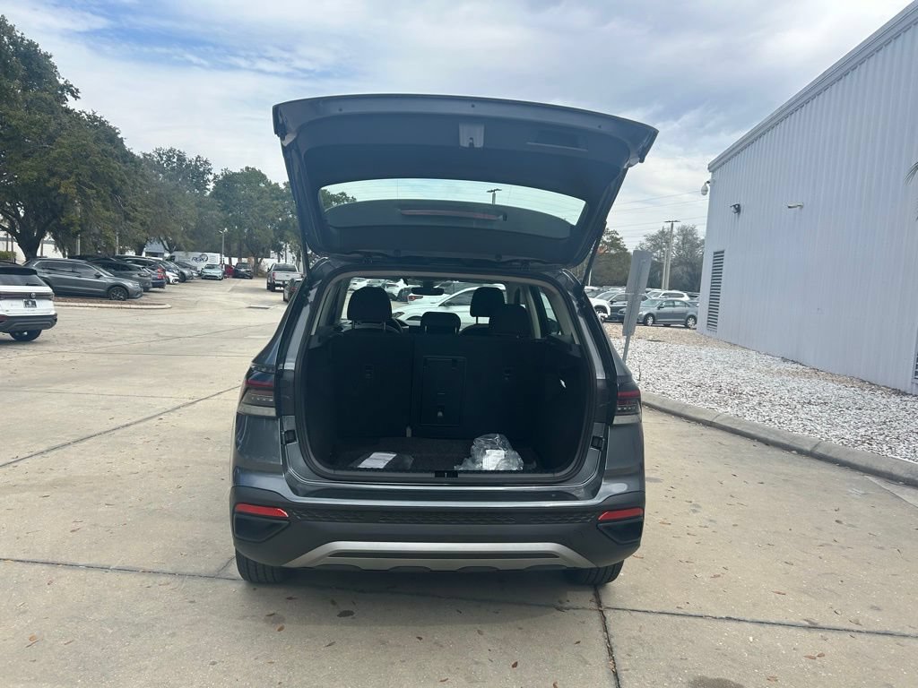 New 2026 Volkswagen Taos S FWD image 40