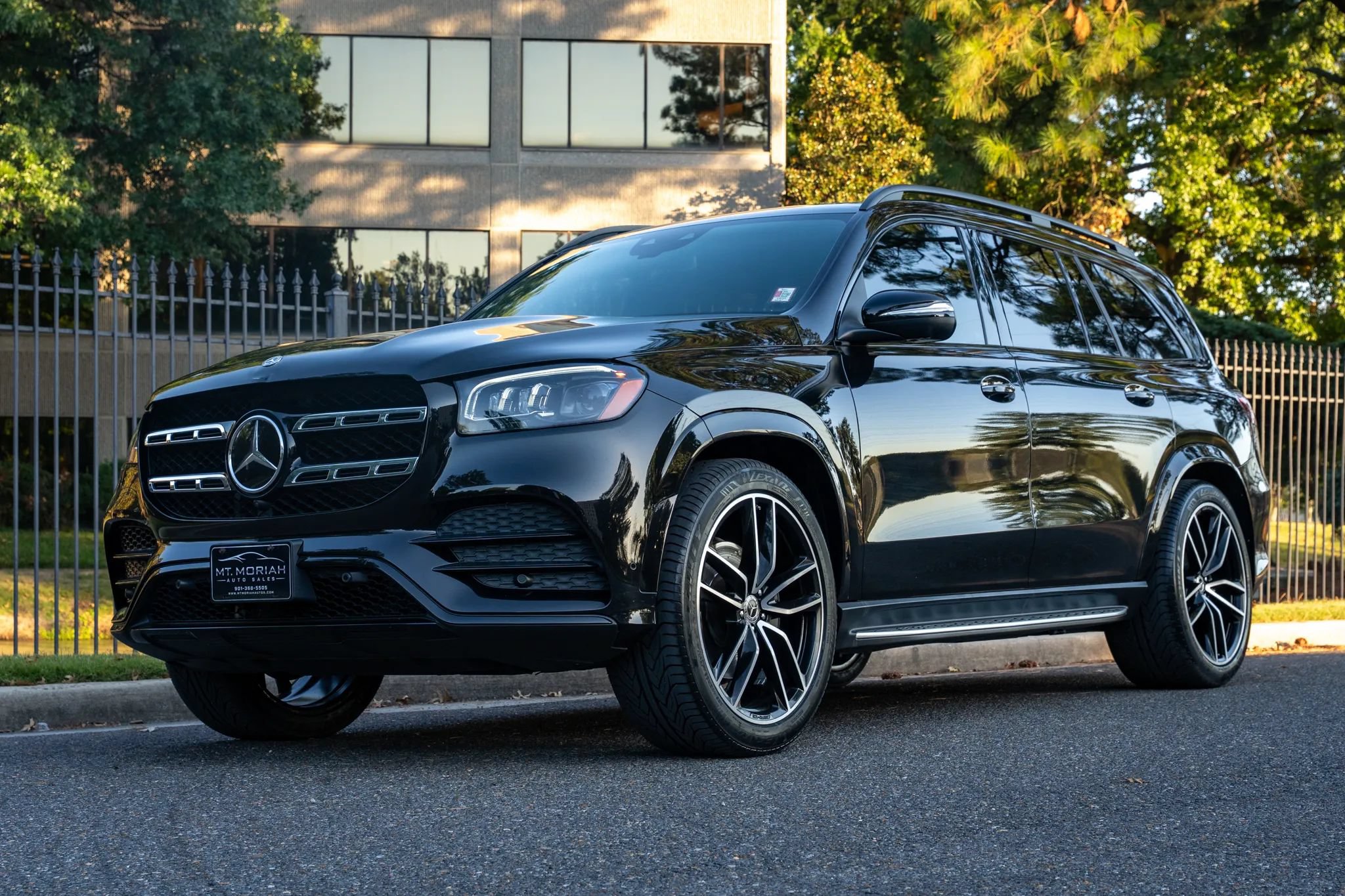 Used 2021 Mercedes-Benz GLS 580 4MATIC image 1
