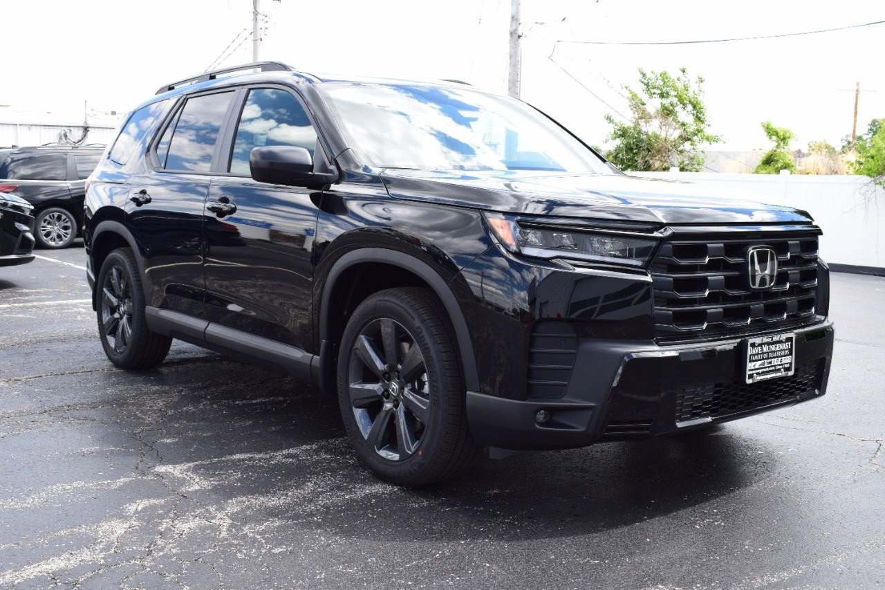 New 2026 Honda Pilot Sport image 10