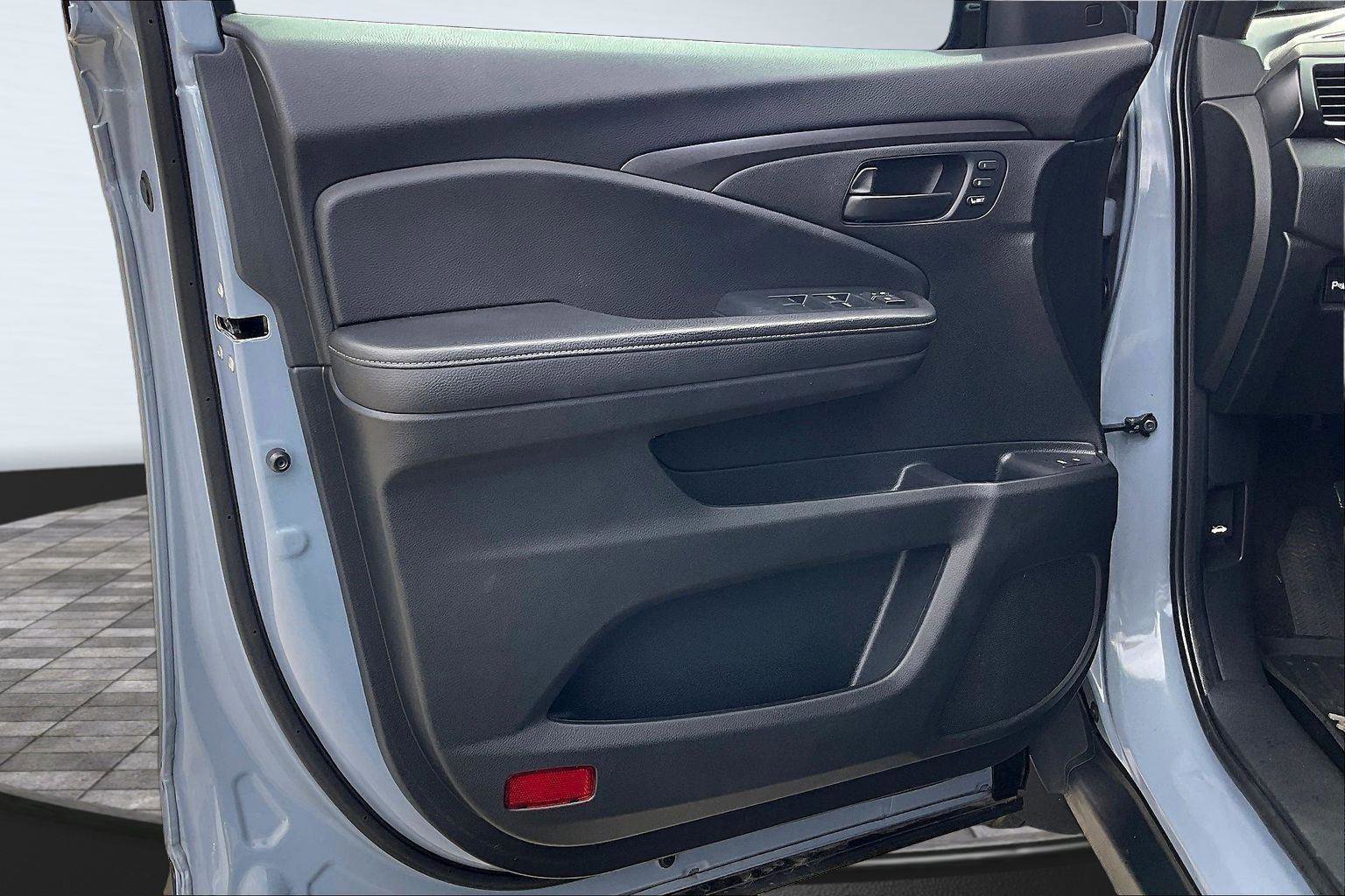 Used 2022 Honda Passport EX-L image 24