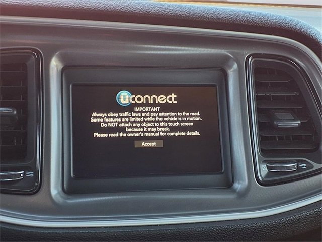 Used 2022 Dodge Challenger GT image 11