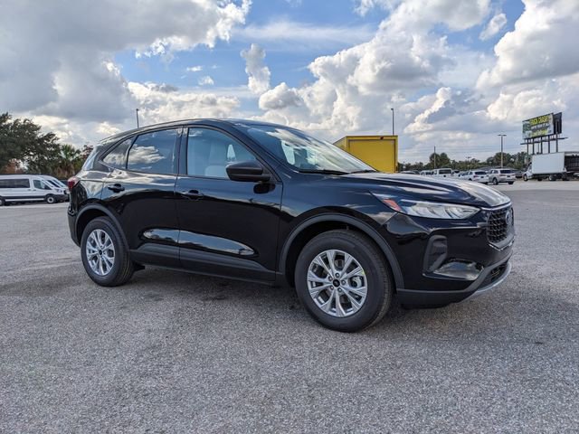 New 2026 Ford Escape Active image 2
