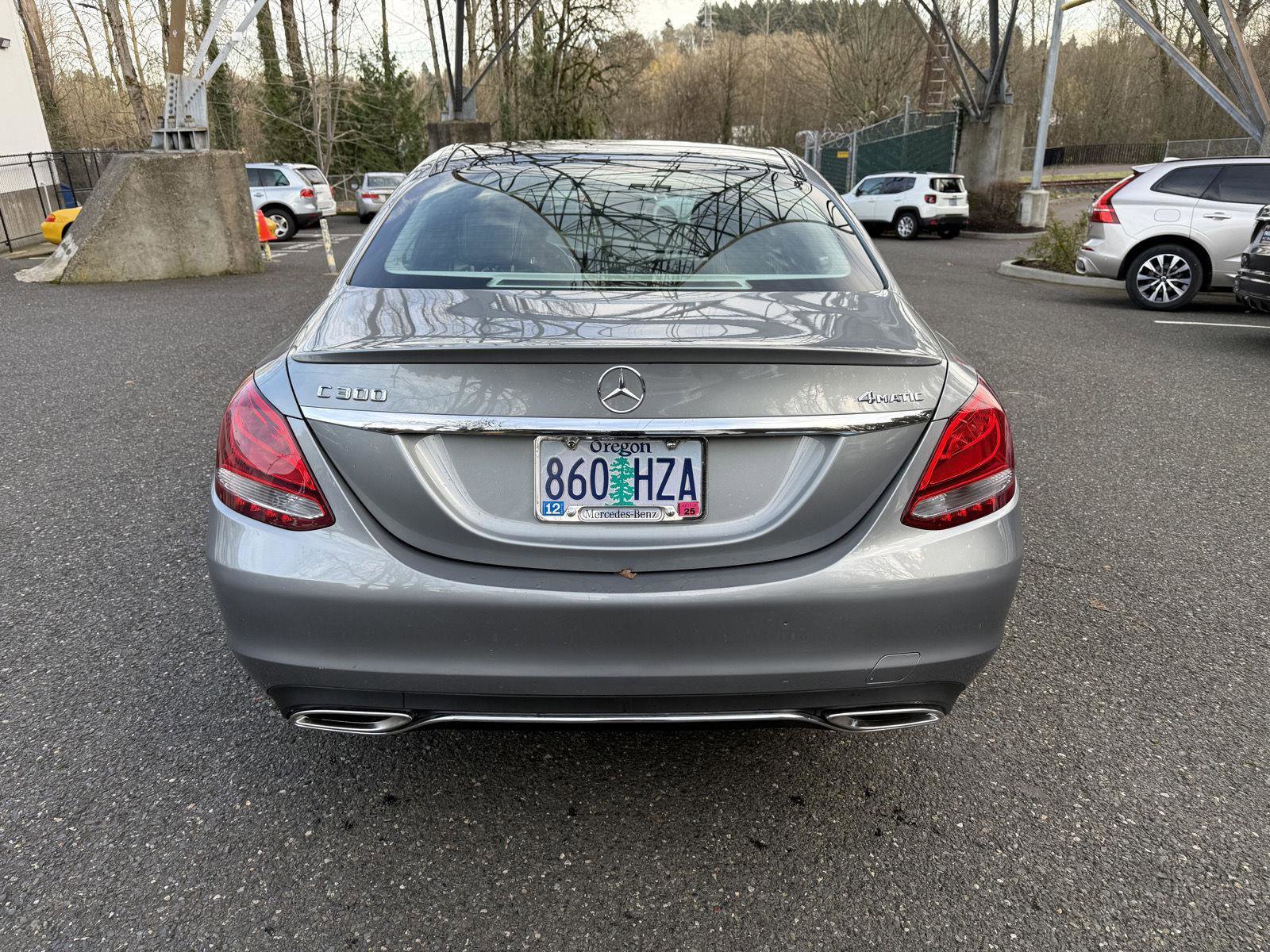 Used 2016 Mercedes-Benz C 300 Sport image 7
