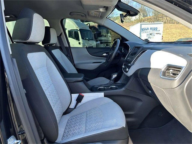 Used 2023 Chevrolet Equinox LS w/ Driver Confidence II Package image 24