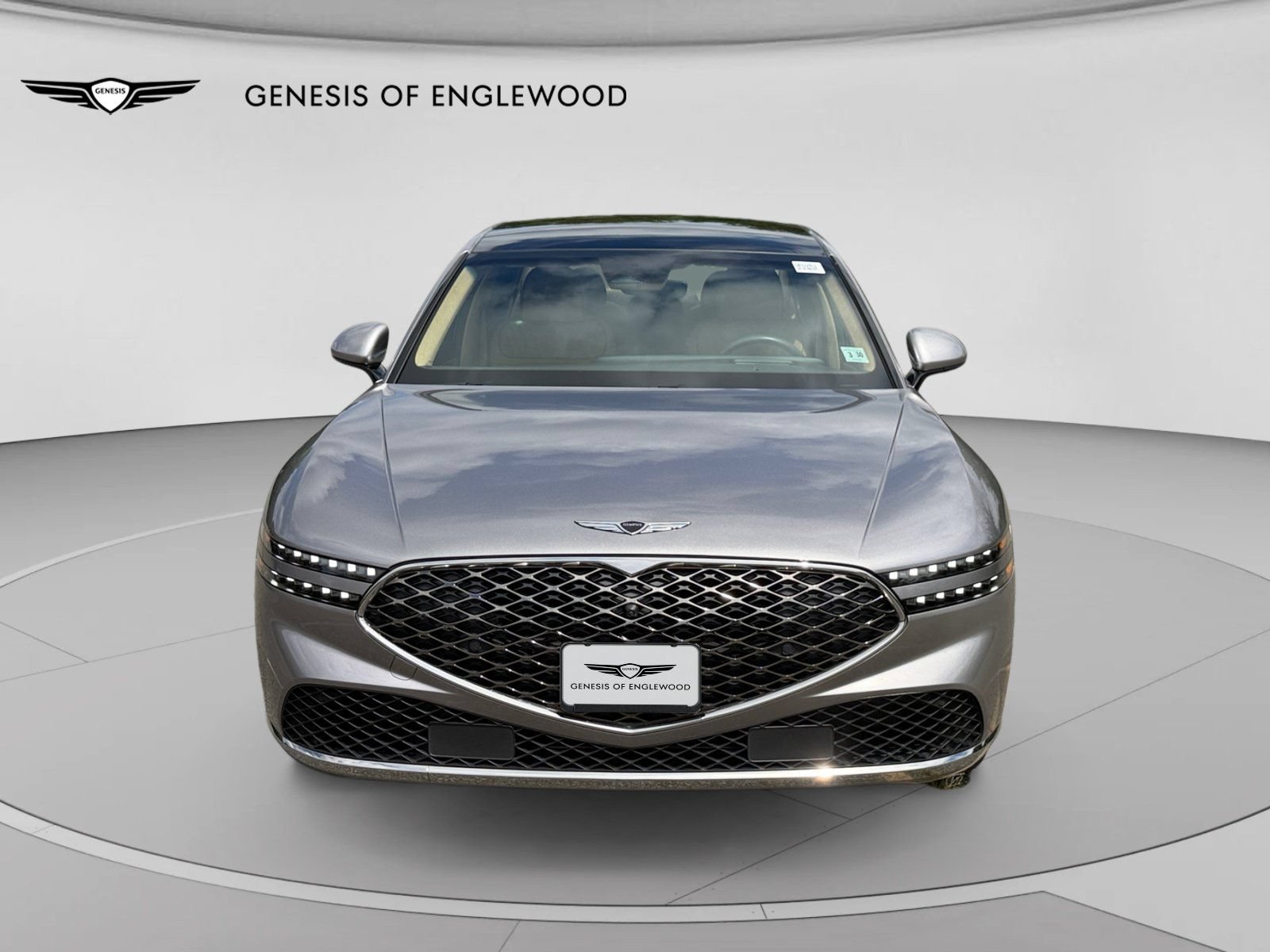 Used 2025 Genesis G90 3.5T AWD/4WD image 2