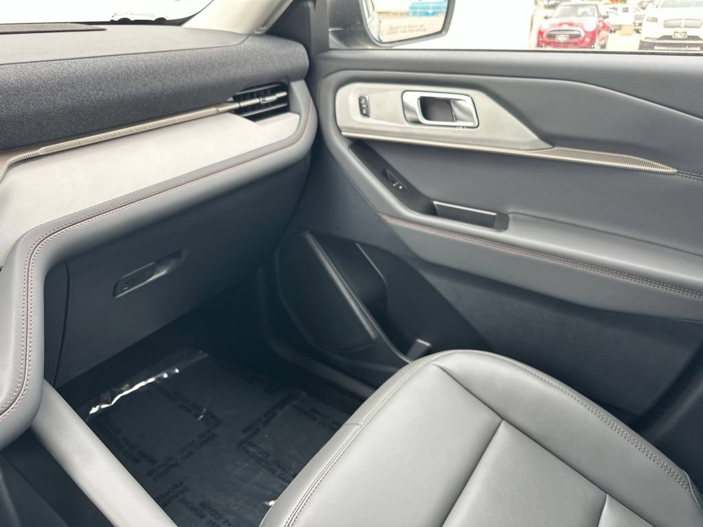 New 2026 Ford Explorer Active w/ Active Comfort Package AWD/4WD image 45
