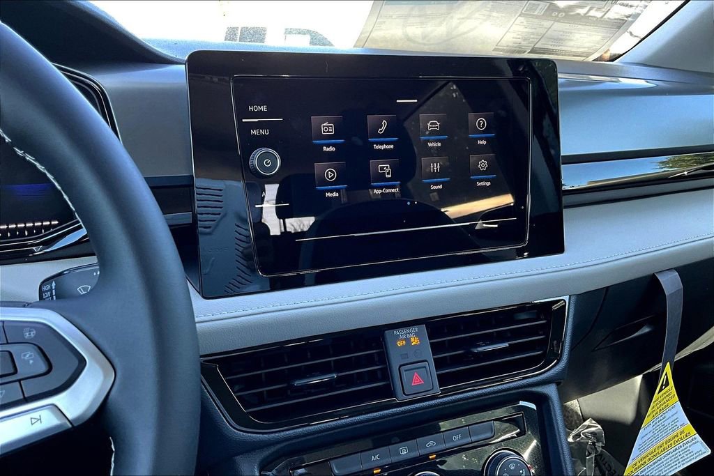 New 2026 Volkswagen Taos S image 15