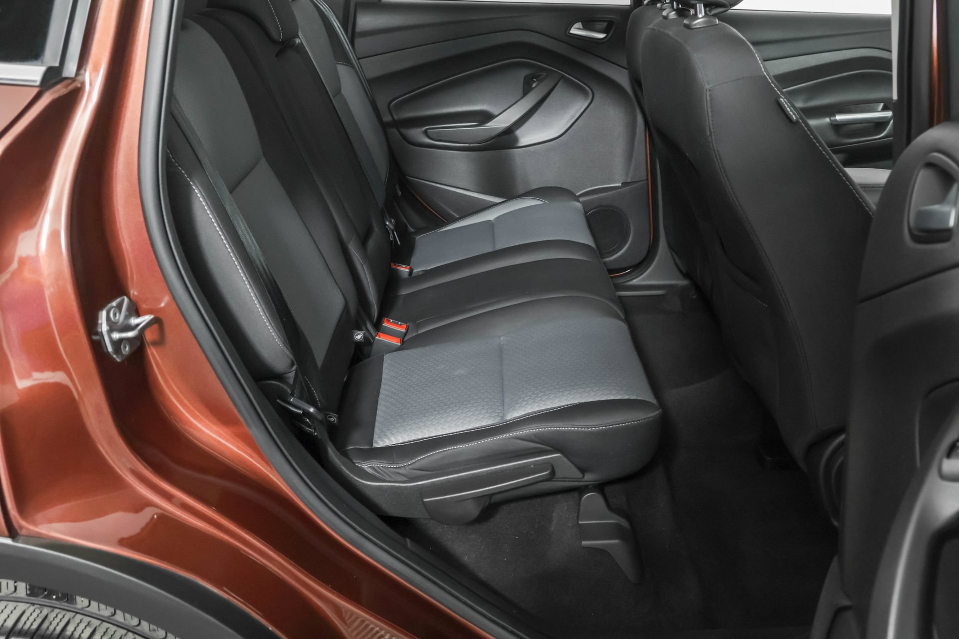 Used 2018 Ford Escape SE FWD image 41