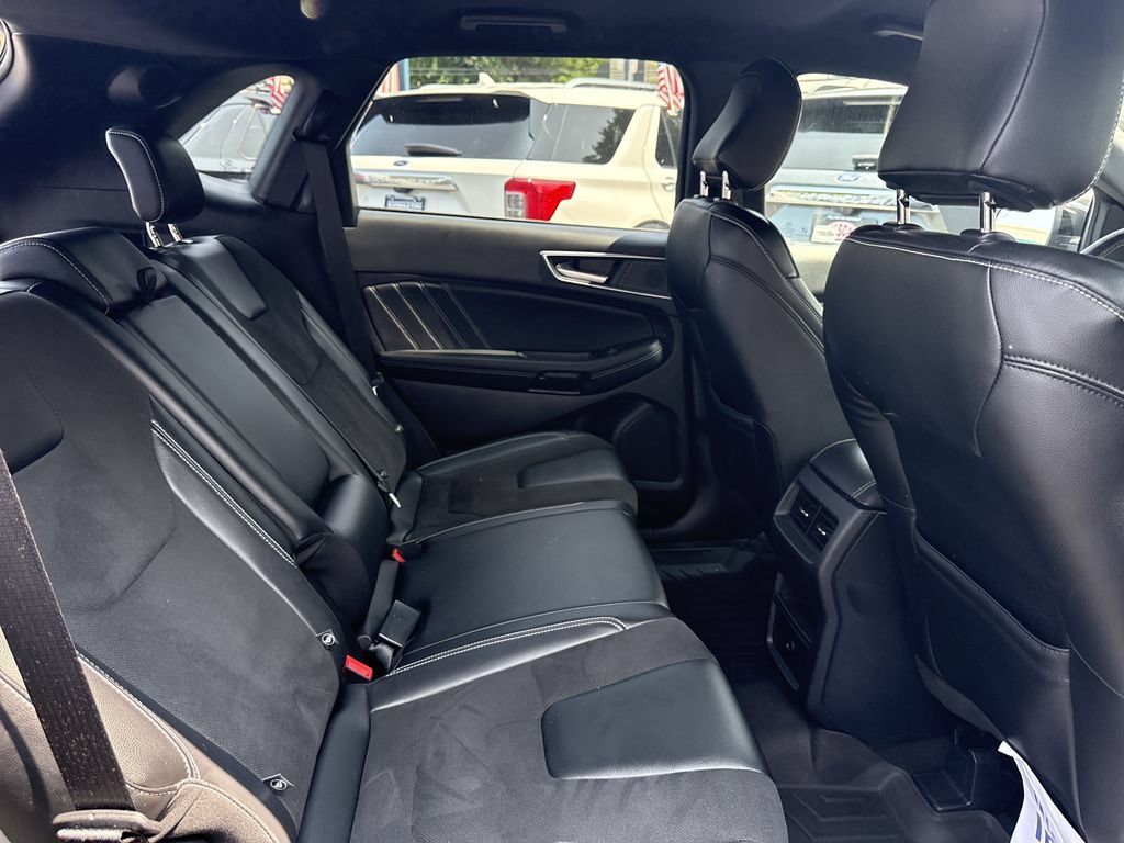 Used 2023 Ford Edge ST AWD/4WD image 30
