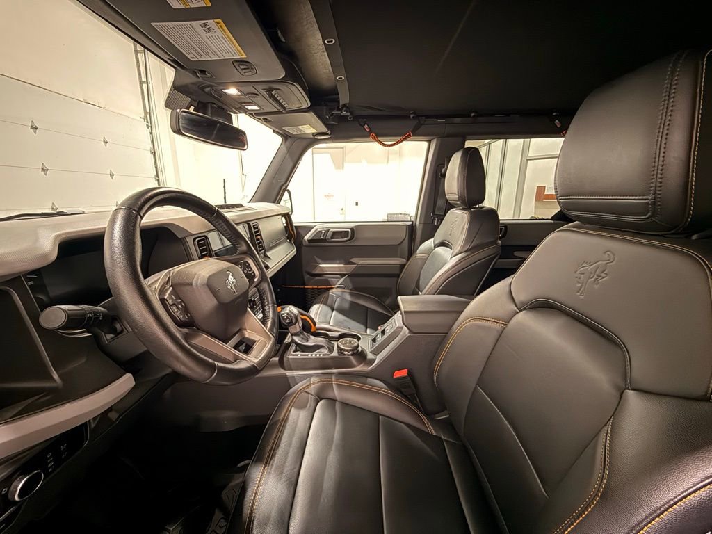 Used 2023 Ford Bronco Badlands image 16