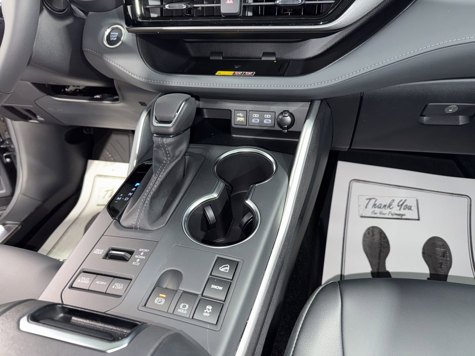 New 2026 Toyota Highlander XLE image 29