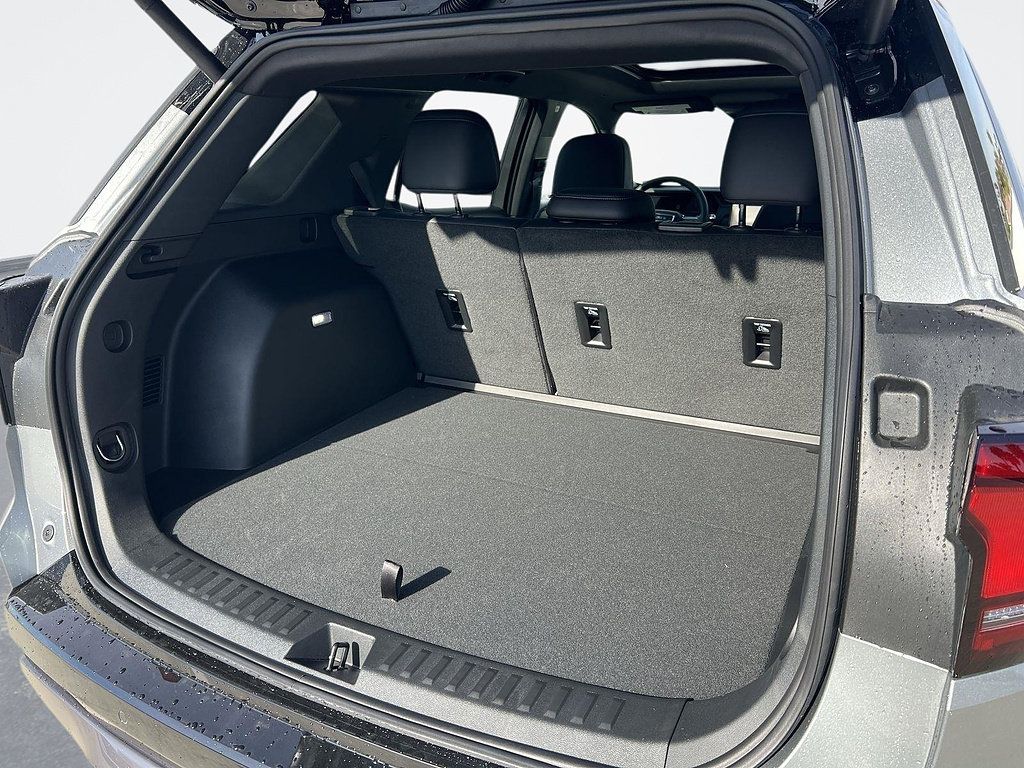 New 2026 GMC Terrain AT4 w/ Convenience Package III AWD/4WD image 30