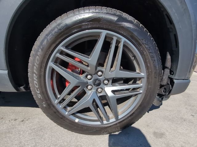 Used 2025 Ford Explorer ST-Line w/ ST-Line Street Pack image 36