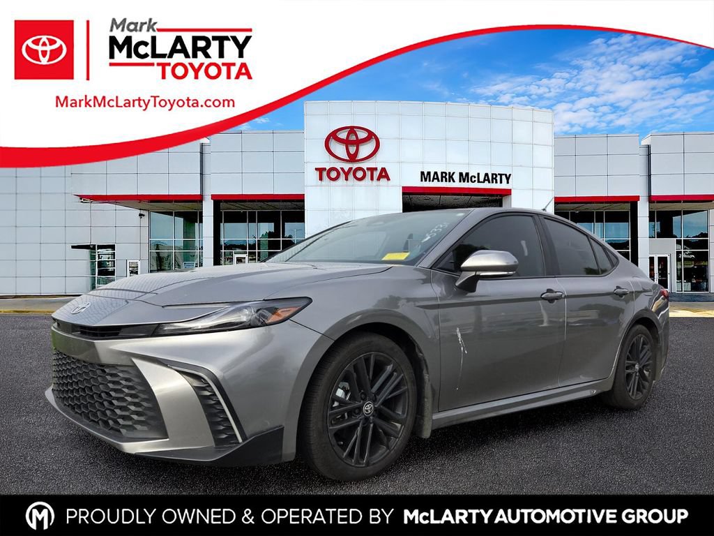 Used 2025 Toyota Camry SE w/ Convenience Package